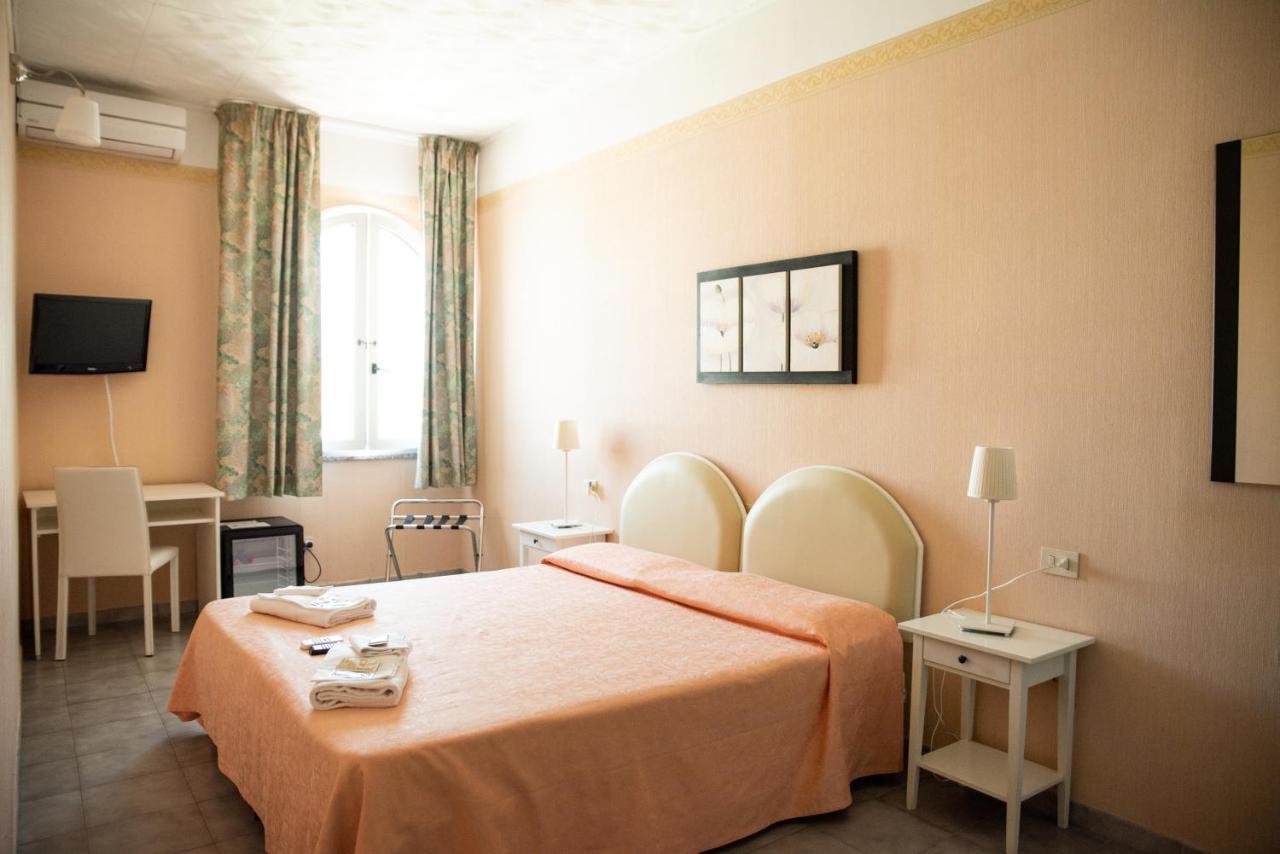 Hotel Cala Di Seta Calasetta Luaran gambar